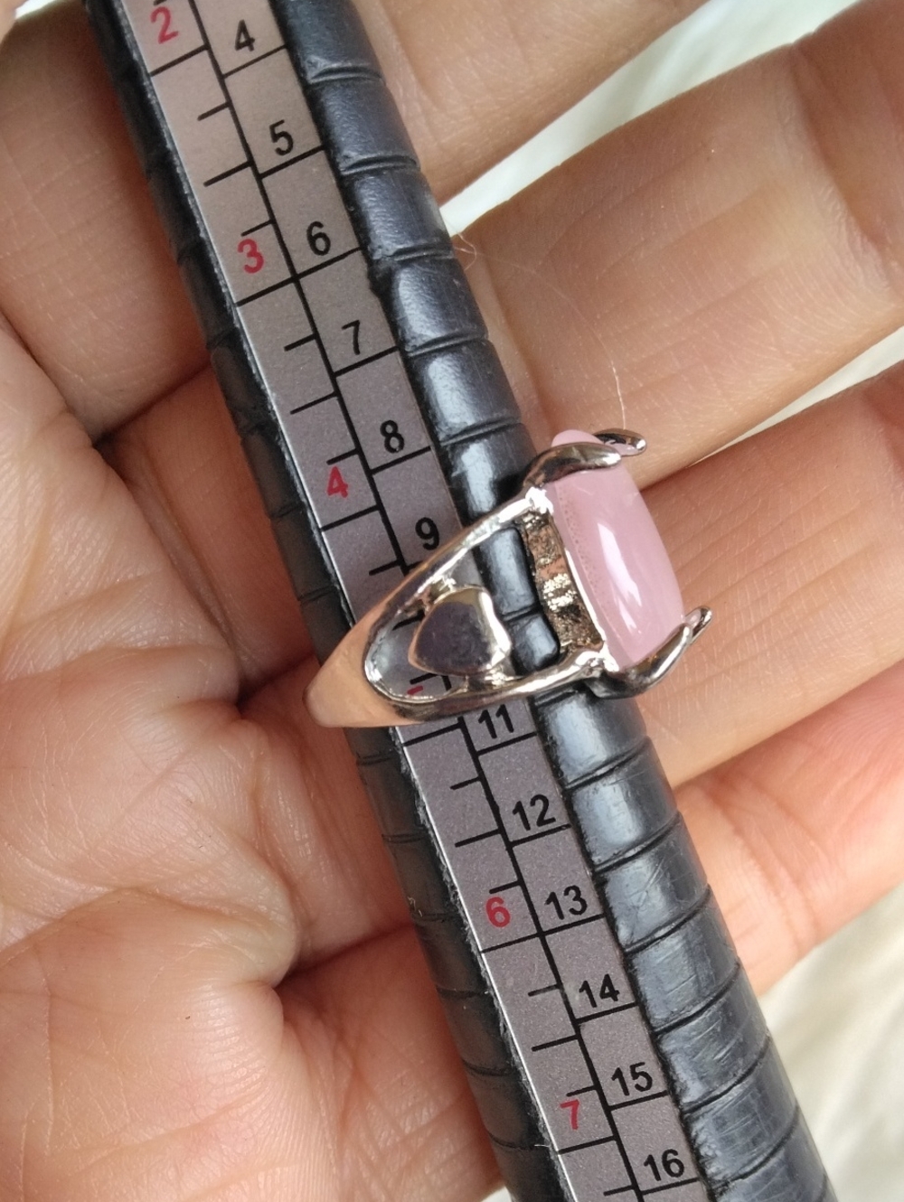 Silver-Tone Pink Oval Cat's Eye Statement Ring - Picture 4 of 4